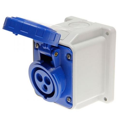 32a 240v 2P+E    surface mounted socket  IP44
