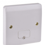 MK K337WHI 13A DP unswit. spur c/w base f/outlet